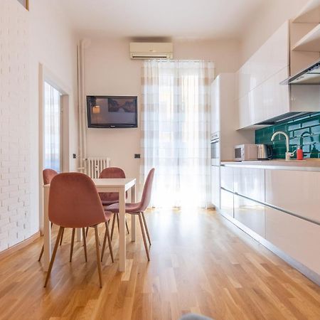 Italianflat - Solari Apartment Мілан Екстер'єр фото
